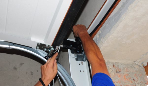 Strongsville Garage Door Repair